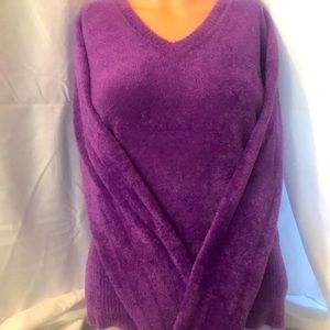 Lovely Purple Sweater with V-Neck Size M